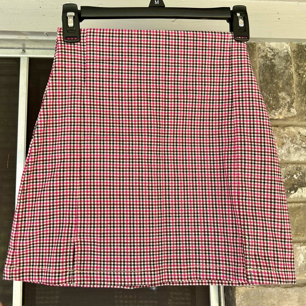 Brandy Melville mini skirt